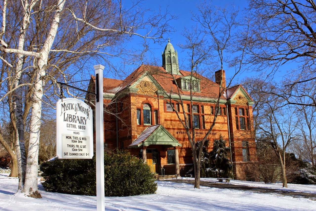 Mystic & Noank Public Library
